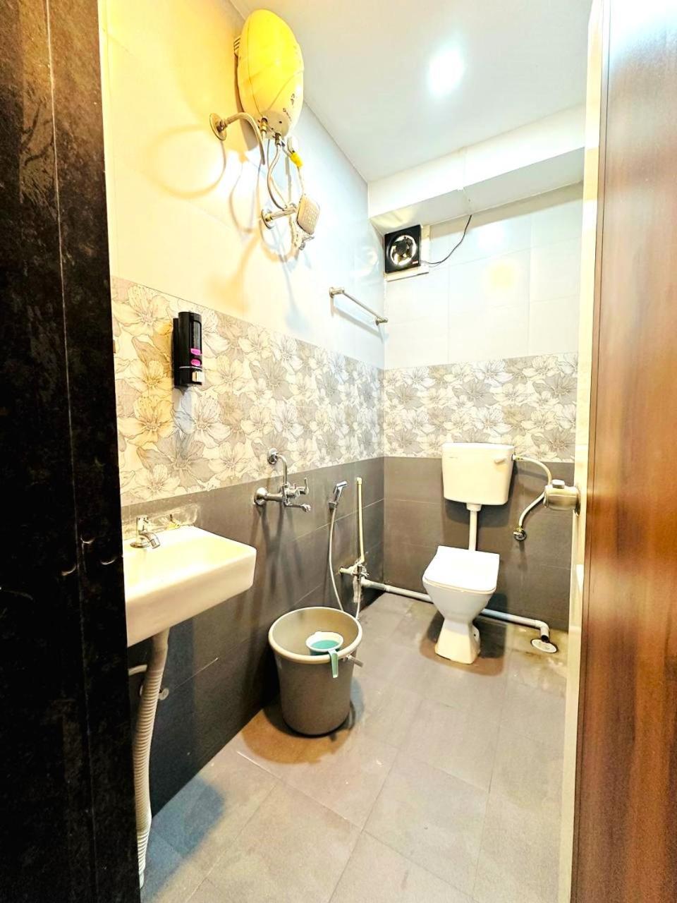Hotel Elite Stay Pune Extérieur photo