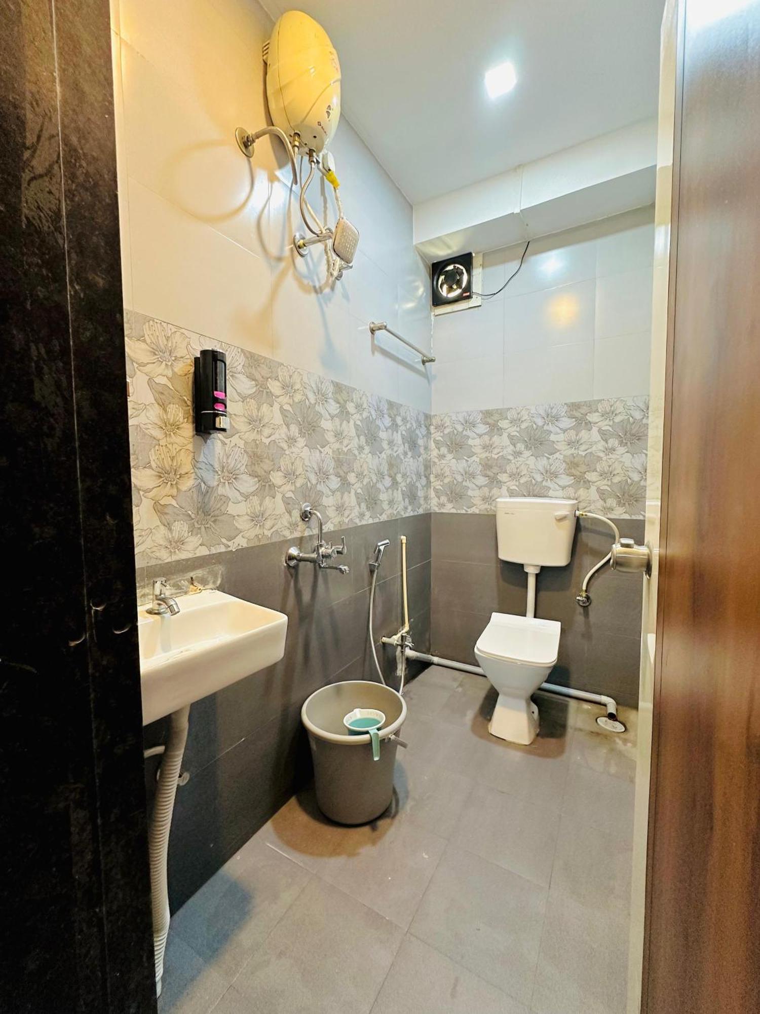 Hotel Elite Stay Pune Extérieur photo
